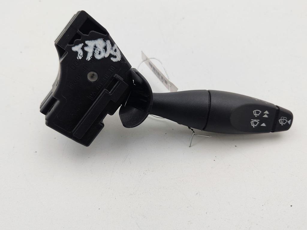 переключатель дворников Ford Fiesta 2003, 1.6 л., i, бензин, МКПП, серый, хетчбэк 3 дв., 2S6T17A553AA