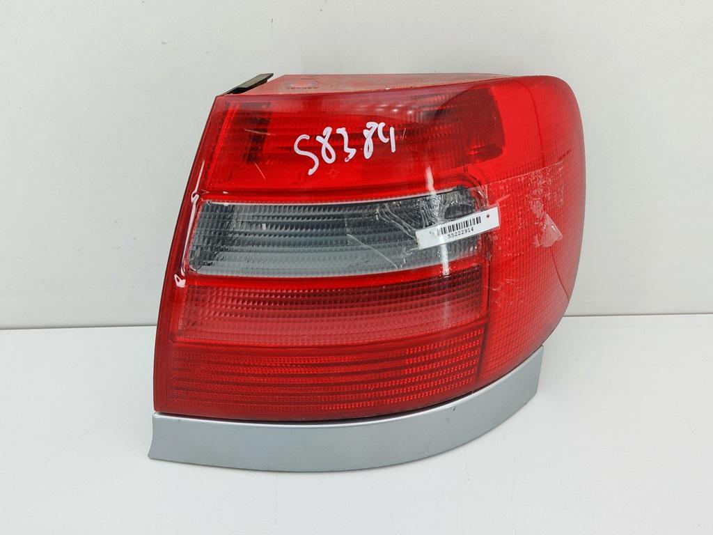 фонарь задний правый Audi A4 B5 1997, 1.8 л., бензин, МКПП, серый, седан, 8D0945096C
