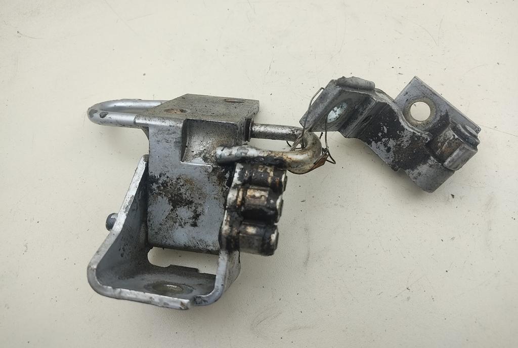 петля двери Audi A4 B6 2002, серый, универсал, 8E0831411