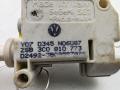 замок лючка топливного бака Volkswagen Passat B6 2007, 1.8 л., бензин, МКПП, серый, универсал, 3C0810773 - фото №3