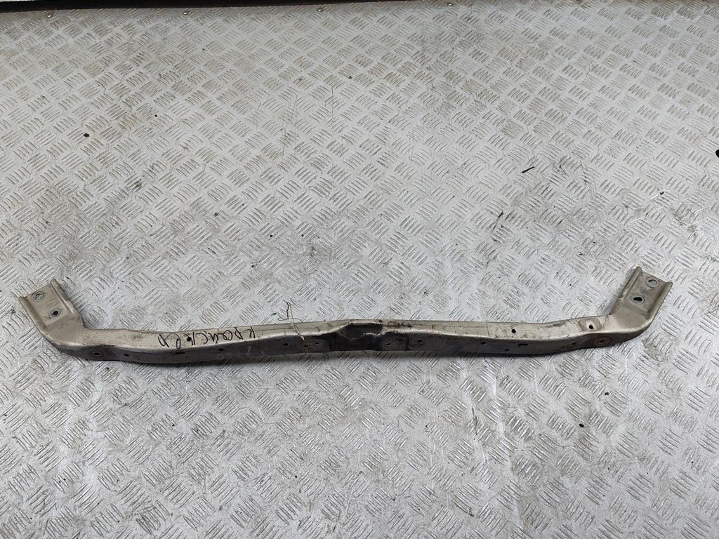 Рамка радиатора Chrysler Pacifica 1 поколение 2003, 3.5 л., бензин, АКПП, бежевый, внедорожник 5 дв. - фото №1