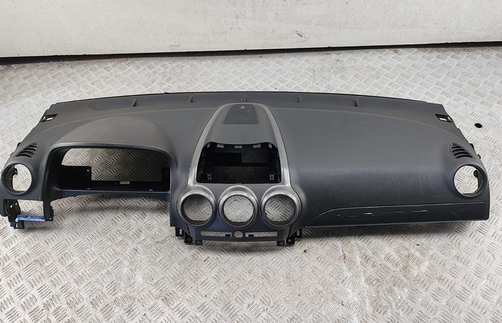 панель передняя салона (торпедо) Opel Antara 2007, 2.0 л., дизель, МКПП, чёрный, внедорожник 5 дв., 96661688