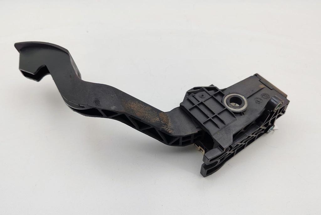педаль Peugeot Boxer 2014, 3.0 л., дизель, МКПП, белый, микроавтобус, 013694730800