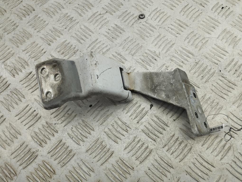 петля двери Mercedes-Benz Vito 2008, белый, микроавтобус, 6397402037