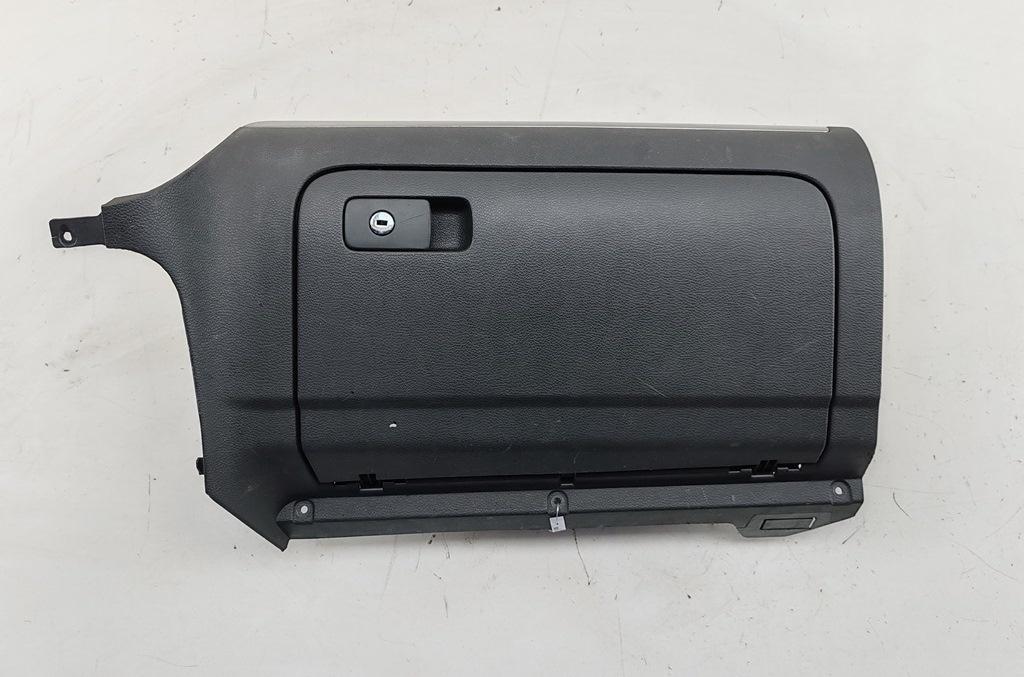 бардачок Volkswagen Golf-5 2007, 1.4 л., бензин, МКПП, чёрный, универсал, 1K1857290