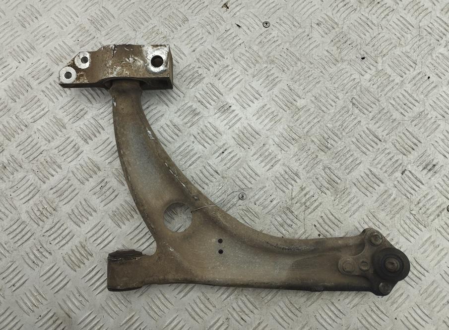 рычаг передний правый Volkswagen Passat B6 2006, 1.9 л., дизель, МКПП, синий, универсал, 3C0407153B - фото №1