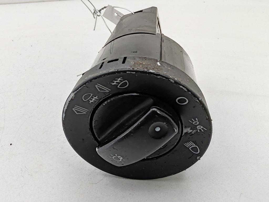 переключатель света Audi A4 B7 2006, 2.0 л., TFSI, бензин, МКПП, чёрный, универсал, 8E0941531C