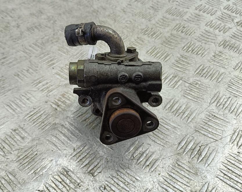 Насос гидроусилителя руля Audi A4 B5 2001, 1.9 л., дизель, МКПП, чёрный, универсал, 8D0145177Q