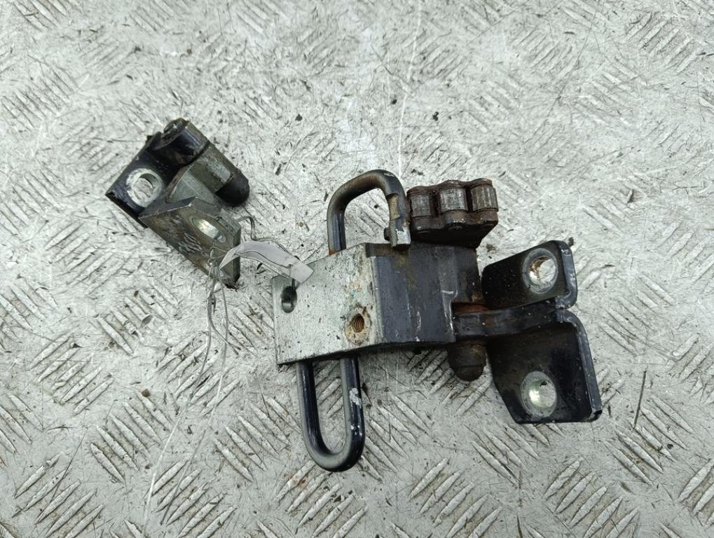 петля двери Volkswagen Passat B6 2006, чёрный, универсал