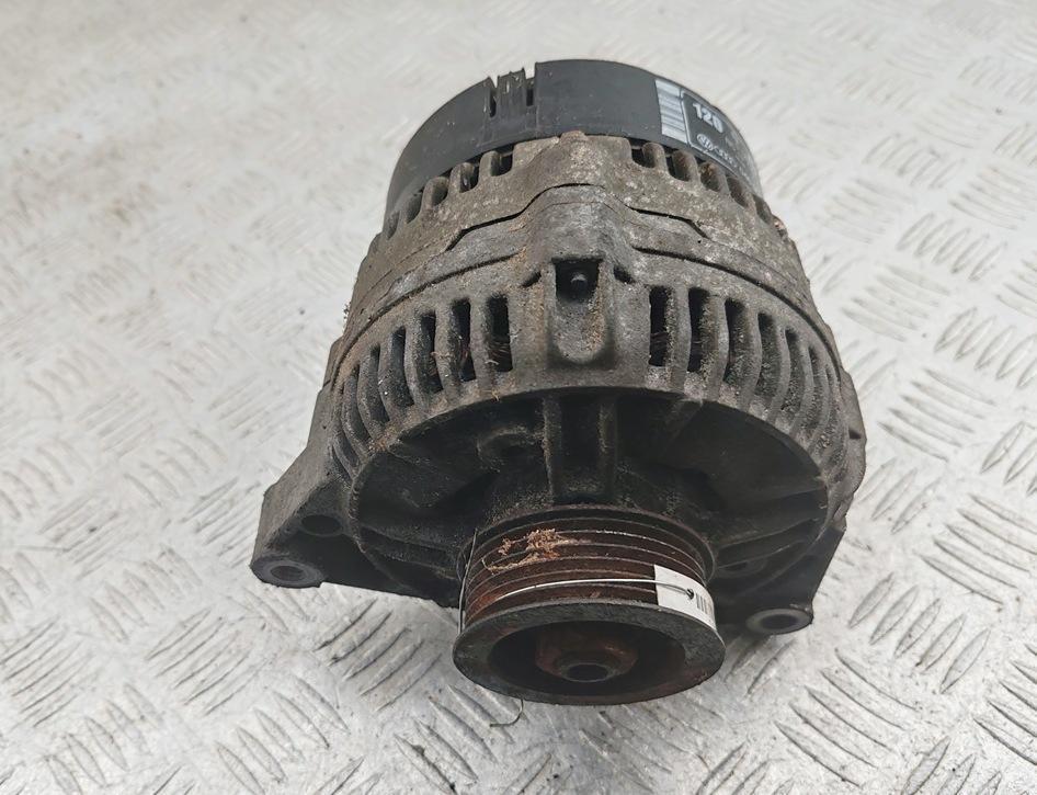 генератор Audi A6 4A/C4 1996, 2.5 л., дизель, МКПП, красный, универсал, 046903015F, 0123515012 - фото №1