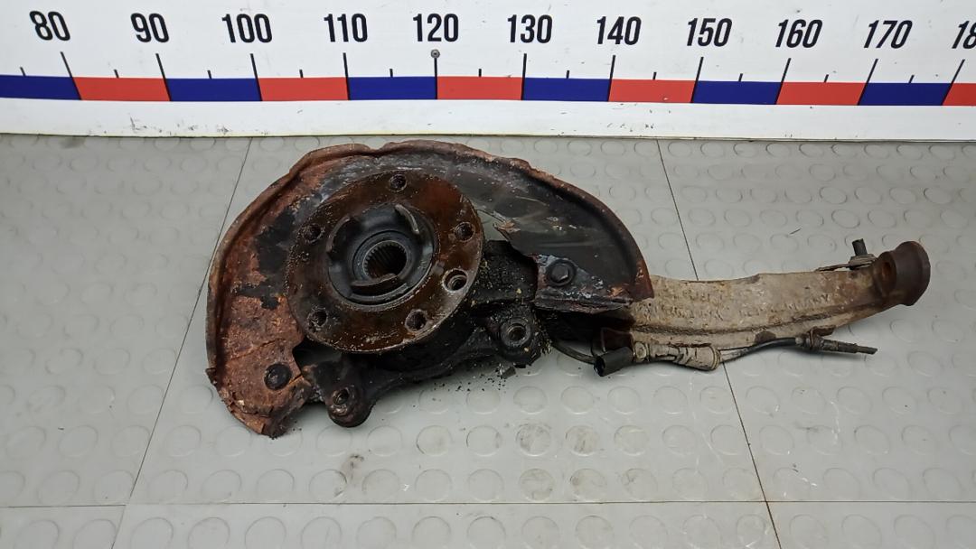ступица передняя правая Volkswagen Touareg 2 поколение 2011, 3.0 л., V6 TDI, дизель, АКПП, внедорожник 5 дв. - фото №1