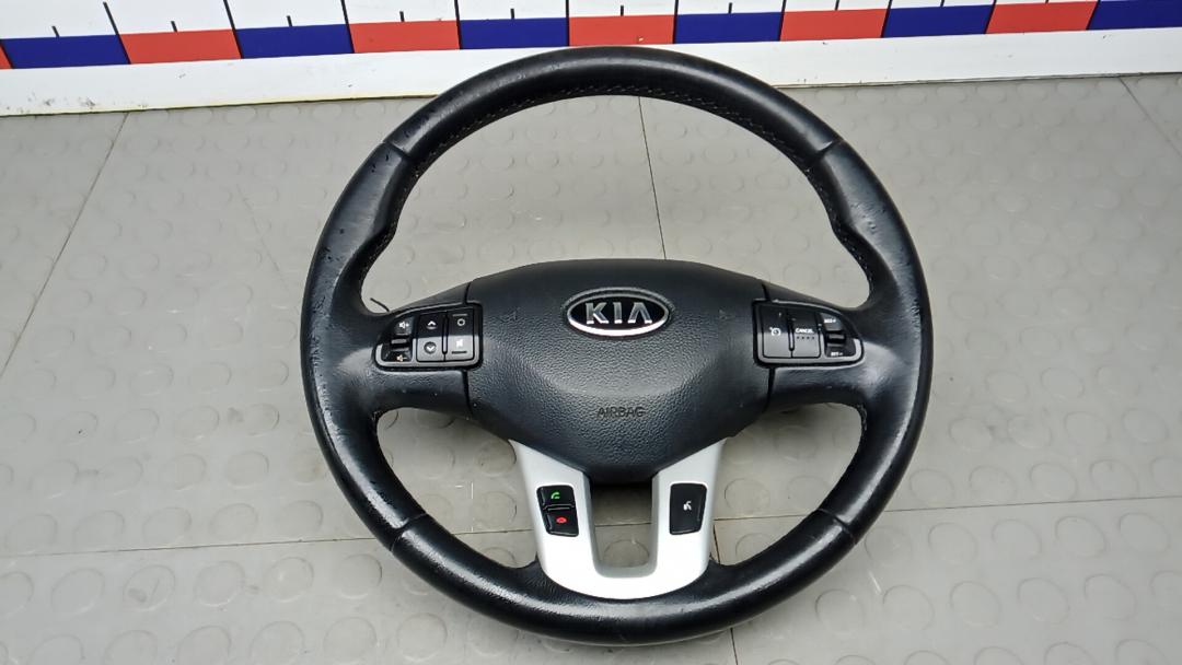 руль Kia Sportage 3 поколение 2012, 1.7 л., дизель, МКПП, внедорожник 5 дв. - фото №1