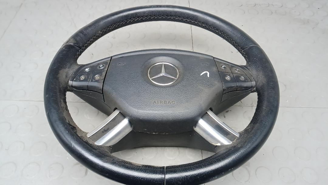 руль Mercedes-Benz M-Класс W164 2007, 3.0 л., D ML320 CDI, дизель, АКПП, внедорожник 5 дв. - фото №1
