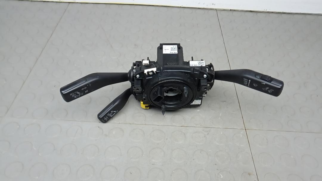 переключатель подрулевой Volkswagen Passat CC 2013, 2.0 л., дизель, АКПП, седан