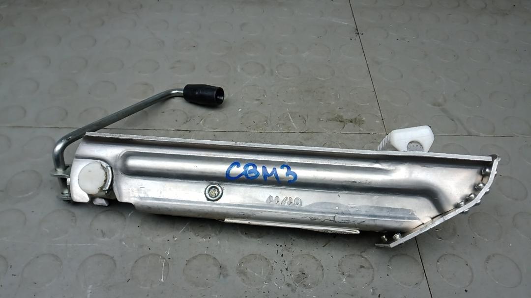 домкрат Mercedes-Benz E-Класс 2011, 2.2 л., D CDi BlueTec, дизель, АКПП, седан