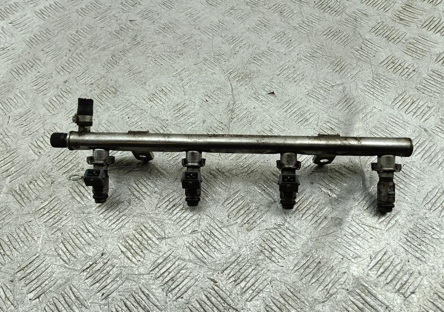 форсунка Mercedes-Benz Vaneo W414 2002, 1.9 л., бензин, МКПП, чёрный, минивэн, IWP071