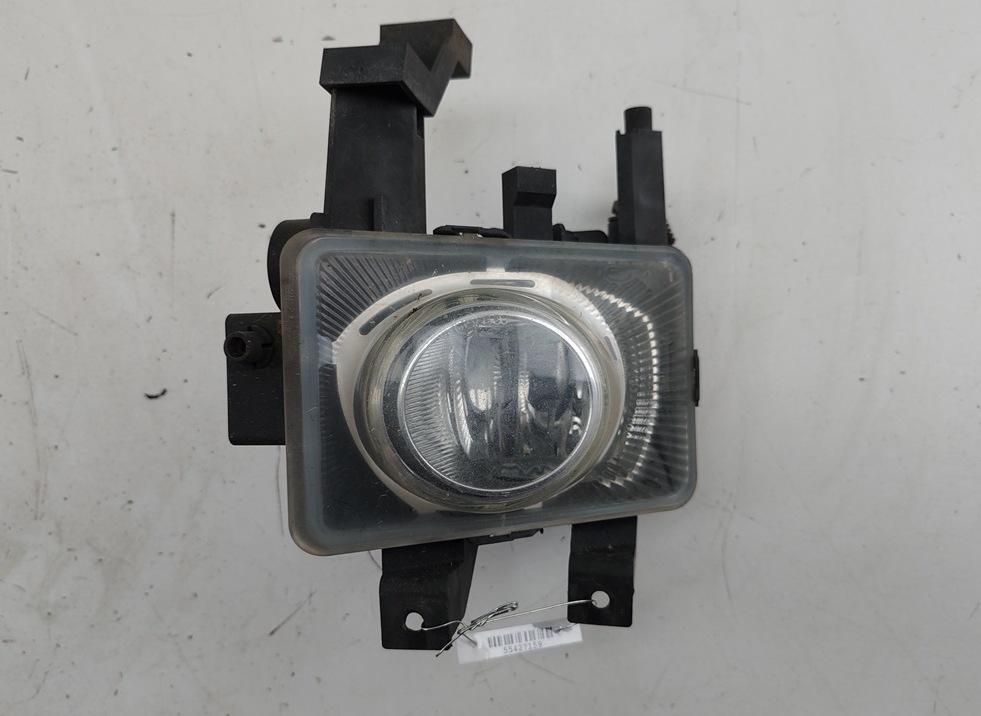 фара противотуманная правая Opel Zafira 2 поколение (B) 2005, 1.8 л., бензин, МКПП, серый, минивэн, 24462134 - фото №1