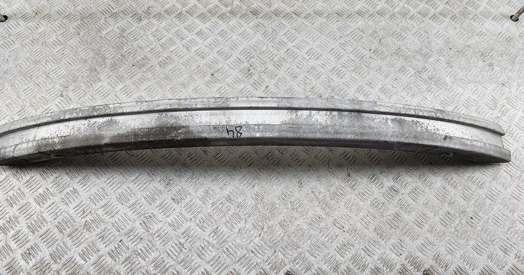 усилитель бампера переднего Volkswagen Passat B5 1998, 1.6 л., бензин, МКПП, зелёный, универсал