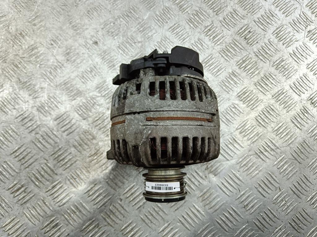 генератор Volkswagen Touran 1 поколение 2004, 2.0 л., бензин, МКПП, серый, минивэн, 06F903023F, 0124525066 - фото №1