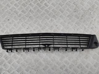 заглушка (решетка) в бампер Opel Vectra C 2002, 1.8 л., бензин, МКПП, серый, седан, 09186126