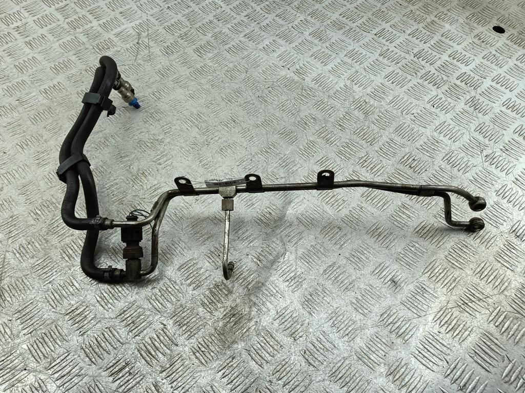 трубка топливная Volkswagen Touran 1 поколение 2004, 2.0 л., бензин, 06F127505R - фото №1