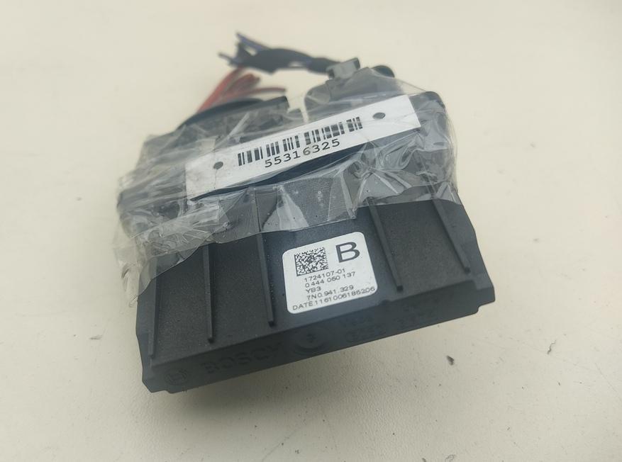 блок управления (другие) Volkswagen Tiguan 2016, 2.0 л., дизель, АКПП, коричневый, внедорожник 5 дв., 0444050137