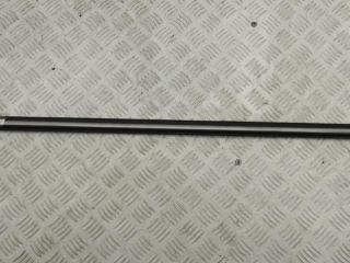 Молдинг стекла двери наружный Toyota Avensis 2 поколение (T250) [рестайлинг] 2007, 2.2 л., дизель, МКПП, серый, универсал