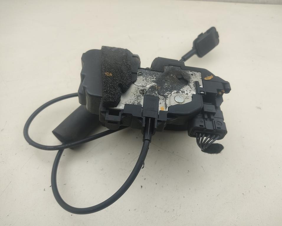 замок двери задней правой Renault Megane 3 поколение 2010, 1.5 л., дизель, МКПП, серый, универсал - фото №1