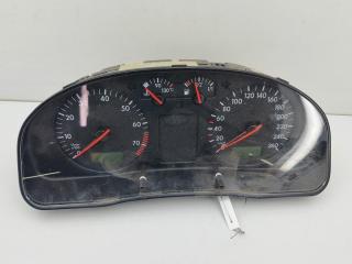 приборная панель Volkswagen Passat B5 1998, 1.6 л., бензин, МКПП, синий, универсал, 3B1919860