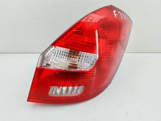 фонарь задний правый Skoda Fabia 2 поколение (5J) 2009, 1.2 л., бензин, МКПП, серый, хетчбэк 5 дв., 5J6945112A