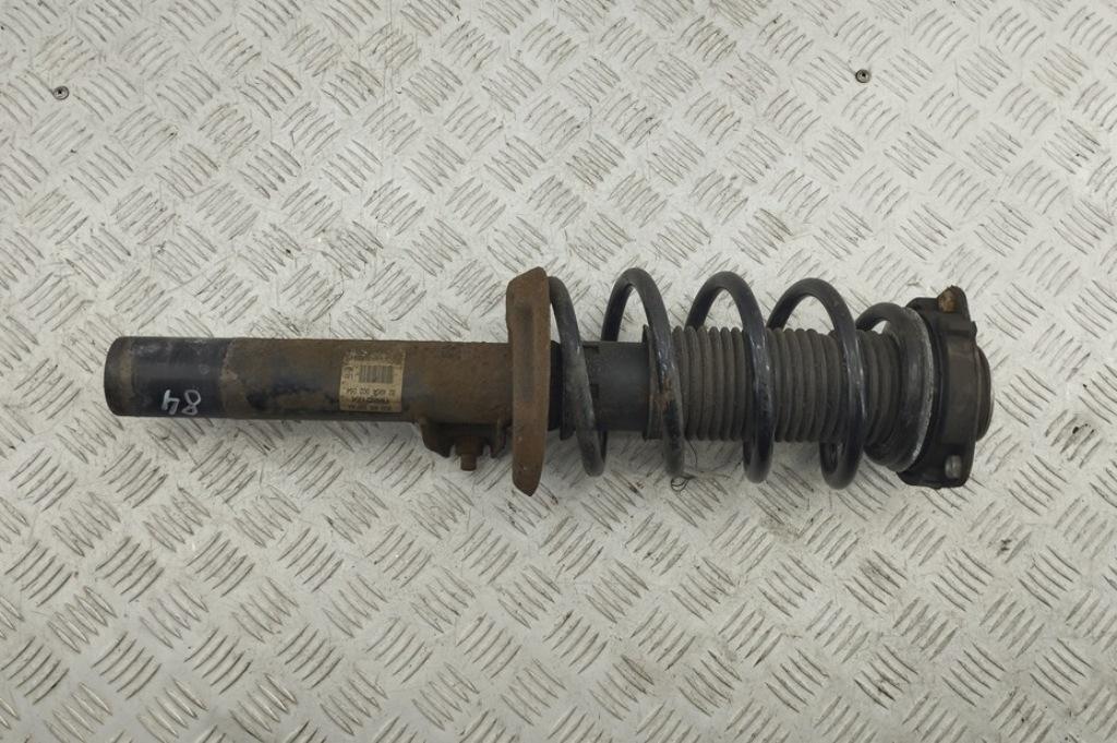 стойка передняя Volkswagen Passat B6 2005, 1.6 л., бензин, МКПП, чёрный, универсал, 3C0413031AA