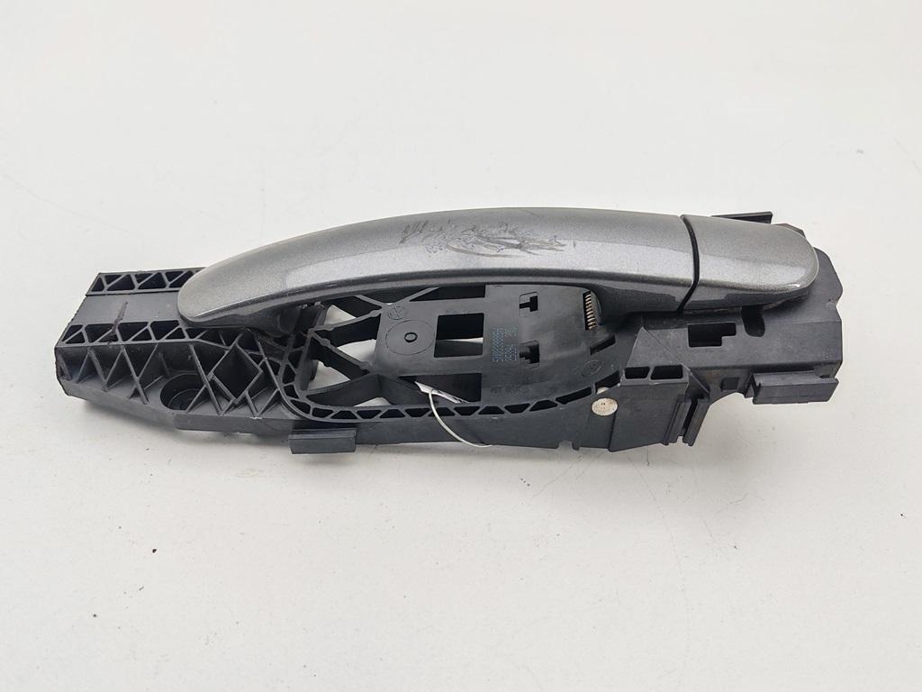 ручка наружная задняя правая Volkswagen Tiguan 2014, 2.0 л., дизель, МКПП, серый, внедорожник 5 дв., 5N0839885H
