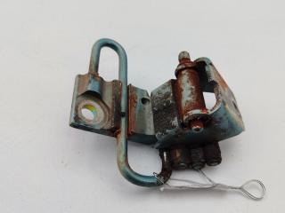 петля двери Volkswagen Passat B5 1998, зелёный, универсал, 4B0831411A