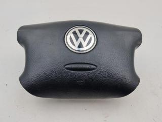 подушка безопасности водителя Volkswagen Golf 4 поколение 2002, 1.6 л., бензин, МКПП, серый, хетчбэк 5 дв., 3B0880201