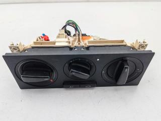 блок управления печки / климат-контроля Volkswagen Passat B5 1998, 1.6 л., бензин, МКПП, зелёный, универсал, 1J0819045E