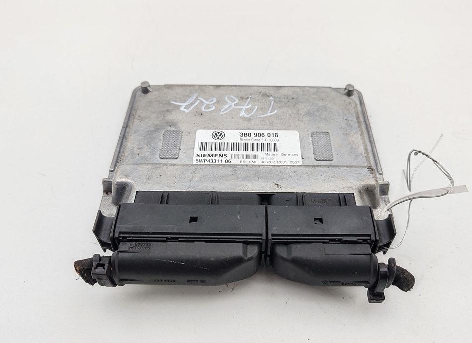 ЭБУ Volkswagen Passat B5 2000, 1.6 л., бензин, МКПП, красный, универсал, 3B0906018