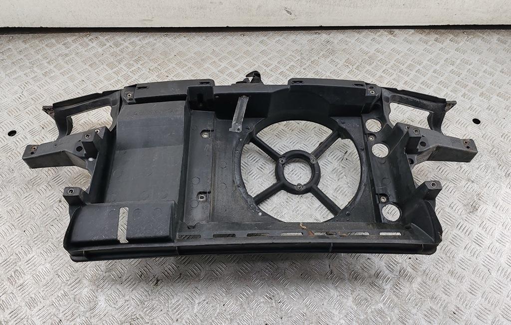 Рамка радиатора Volkswagen Golf 3 поколение 1997, 1.6 л., бензин, МКПП, синий, хетчбэк 3 дв. - фото №1