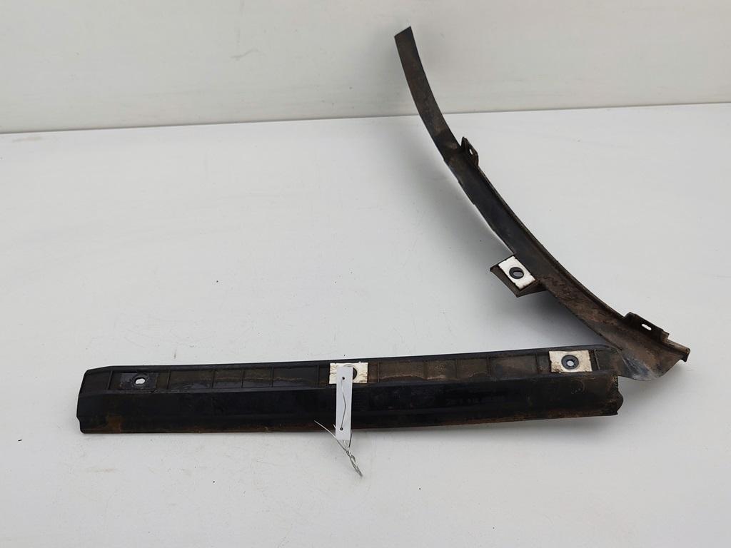 кронштейн заднего бампера Volkswagen Passat B5 1997, 1.6 л., бензин, МКПП, зелёный, седан, 3B5807394A