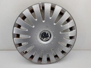 колпак колесный Volkswagen Passat B6 2007, 2.0 л., дизель, МКПП, серый, седан, 3C0601147B