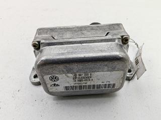 датчик ускорения Volkswagen Touran 2005, 1.6 л., бензин, МКПП, серый, минивэн, 1K0907655B