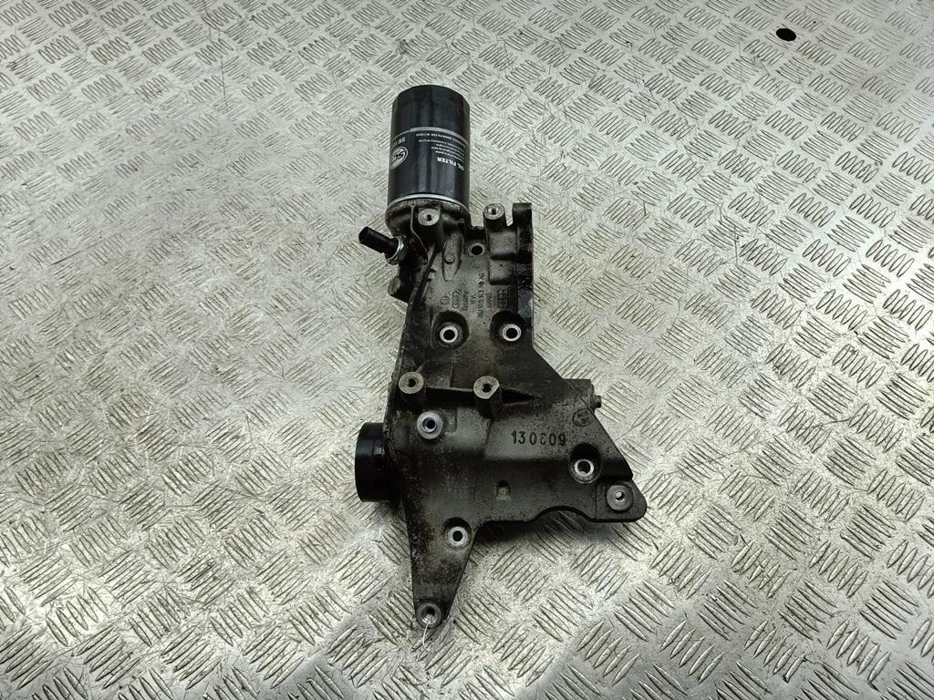 корпус масляного фильтра Volkswagen Passat B6 2009, 1.8 л., бензин, МКПП, универсал, 06J903143AG - фото №1