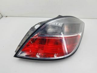фонарь задний правый Opel Astra H 2004, 1.8 л., бензин, МКПП, серый, хетчбэк 5 дв., 13222325