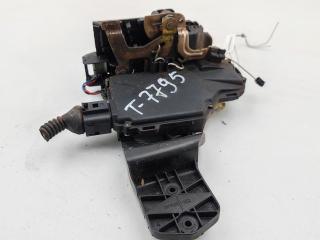замок двери передней правой Volkswagen Passat B5 1997, 1.6 л., бензин, МКПП, зелёный, седан