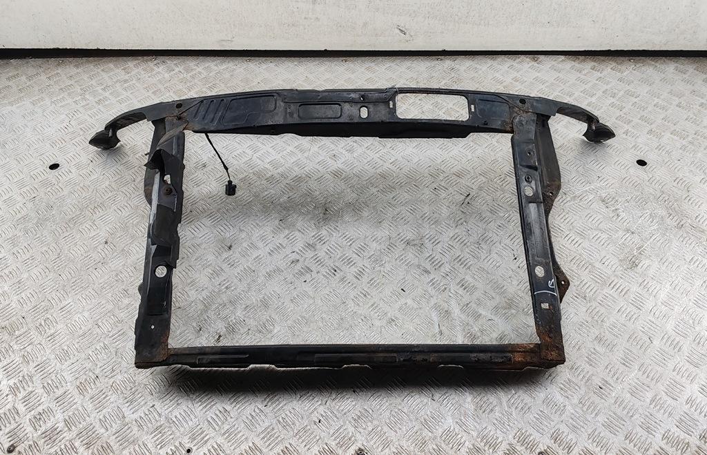 Рамка радиатора Skoda Fabia 2 поколение (5J) 2009, 1.2 л., бензин, МКПП, серый, универсал - фото №1