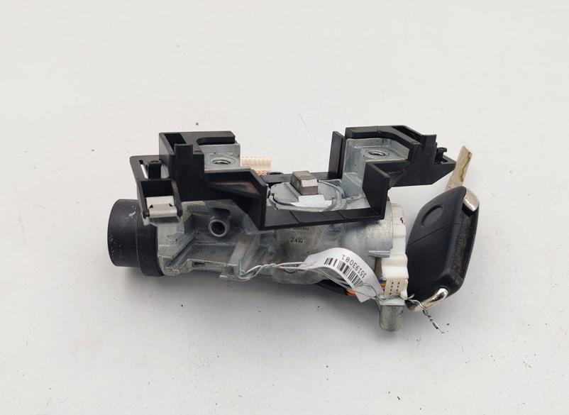 замок зажигания Volkswagen Tiguan 2014, 2.0 л., дизель, МКПП, серый, внедорожник 5 дв., 1K0905851