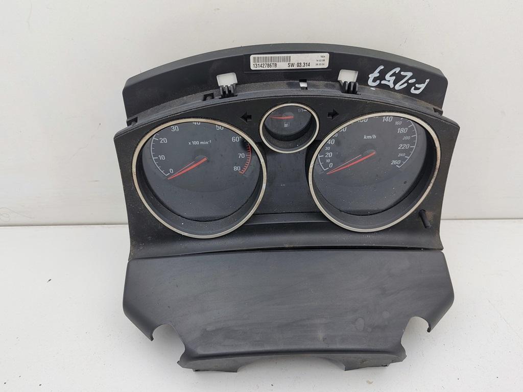 приборная панель Opel Astra H 2004, 1.8 л., бензин, МКПП, серый, хетчбэк 5 дв., 13142786TB