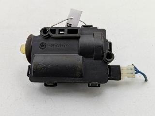 замок лючка топливного бака Opel Astra H 2004, 1.8 л., бензин, МКПП, серый, хетчбэк 5 дв., 13125619