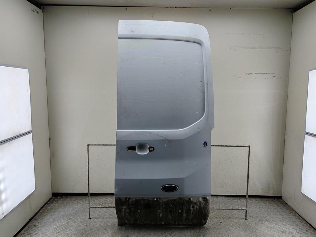 дверь задняя распашная правая Ford Transit 2018, 2.0 л., дизель, МКПП, белый, микроавтобус