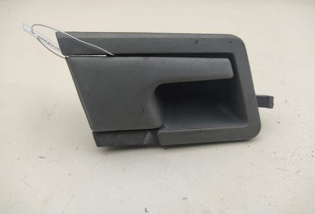 ручка внутренняя передняя правая Volkswagen Transporter T4 1996, 1.9 л., дизель, МКПП, белый, микроавтобус, 701837020A