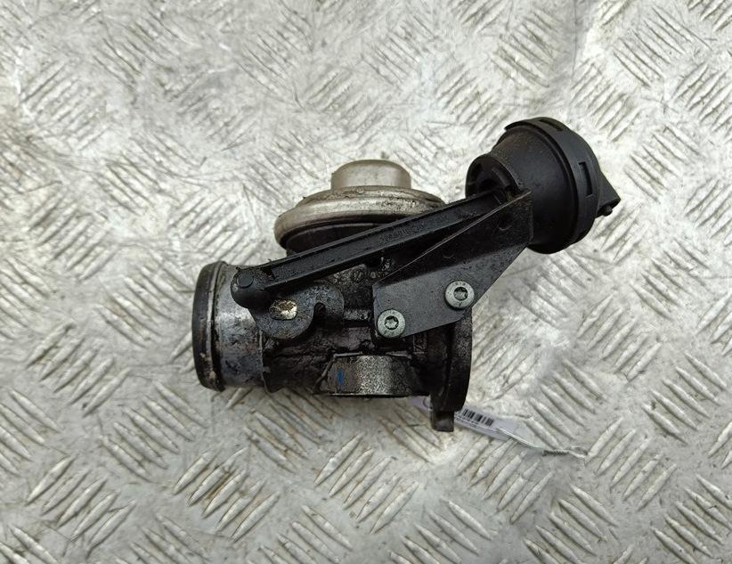 клапан EGR Audi A2 8Z 2001, 1.4 л., дизель, МКПП, чёрный, хетчбэк 5 дв., 038129637C